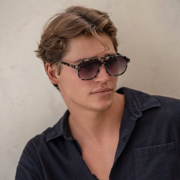 freyrs_jonathan_DSD03483-Edit-Edit_1